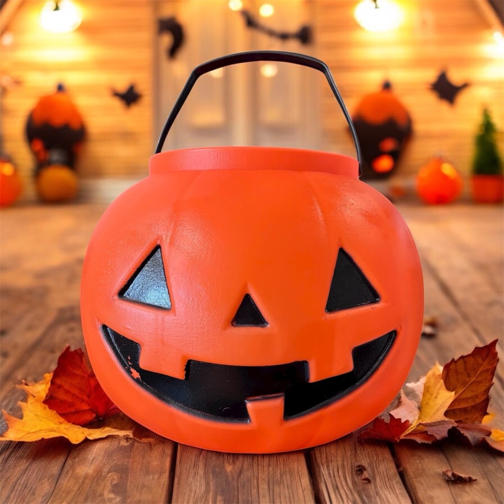 Vintage General Foam Plastics Made in USA LARGE blow mold pumpkin bucket